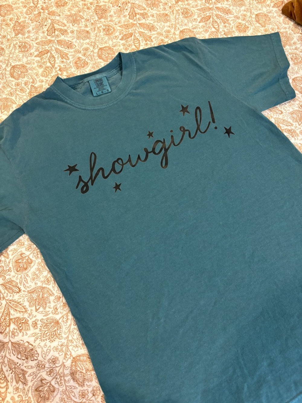 Etta & East Showgirl! Teal Graphic T‑Shirt